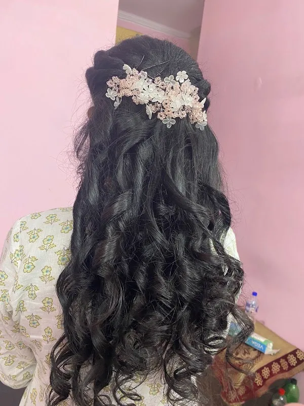 Ridhii beauty hub