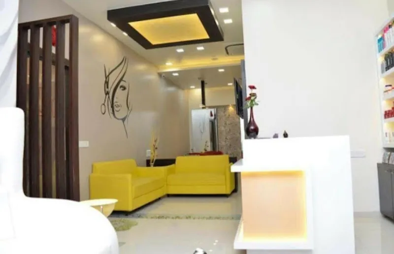 Hair Canvas Family Salon And Spa l Award Winning Hair Salon in Thane