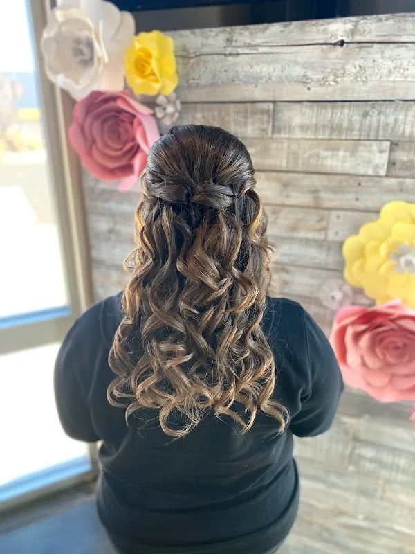Salon Norman Dee