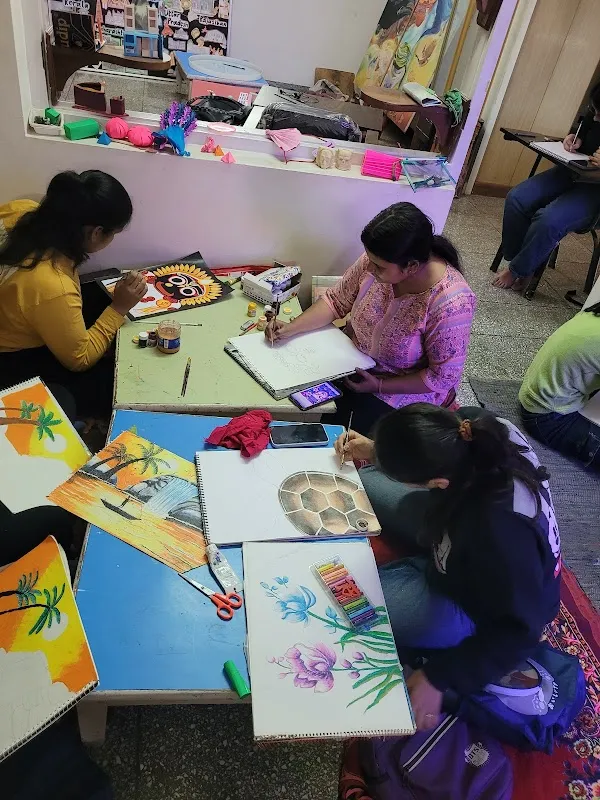 Deepti's Institute of Fine Arts - Design NIFT, NID, UCEED & Architecture NATA exams