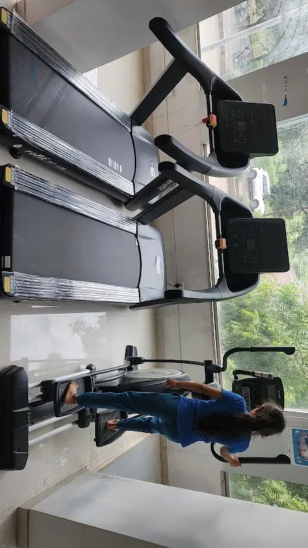 MANNAT FITNESS STUDIO & HEALTH STORE