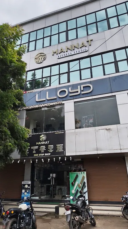 MANNAT FITNESS STUDIO & HEALTH STORE