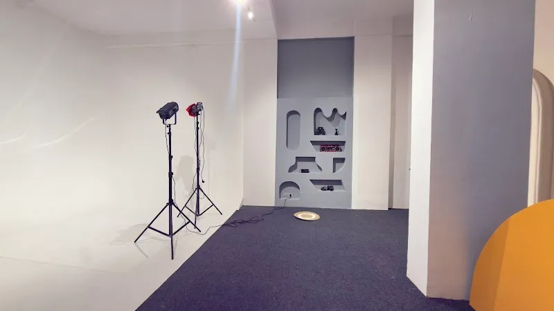 Studio 1O1