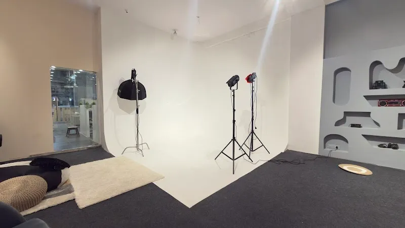 Studio 1O1