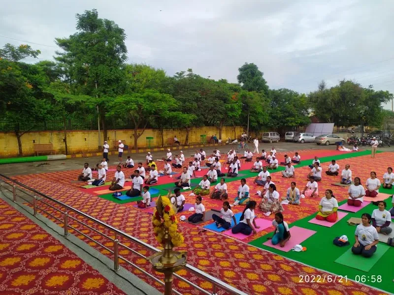 Be and Make Swami Vivekananda Yoga