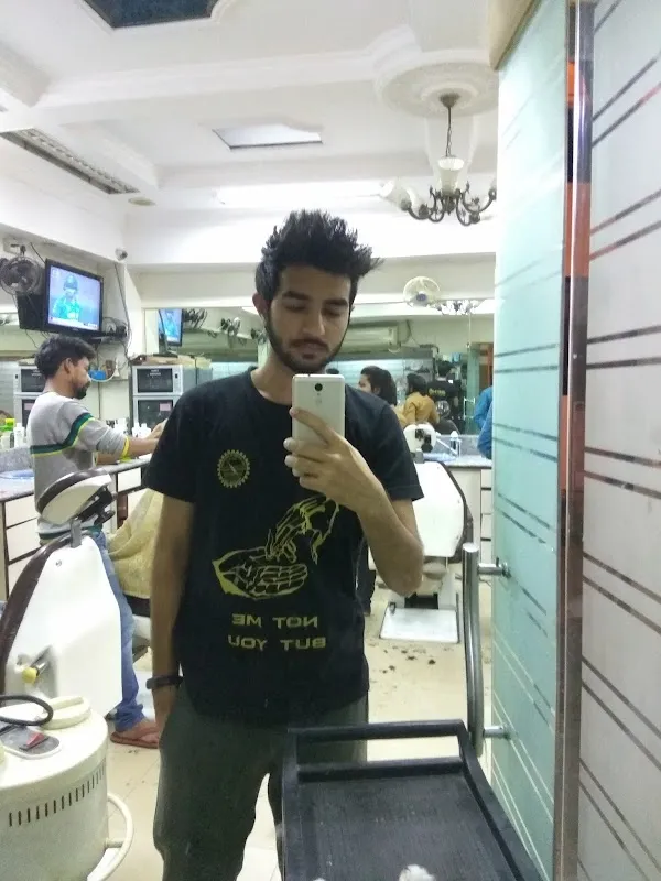 Hicon Men's Parlour