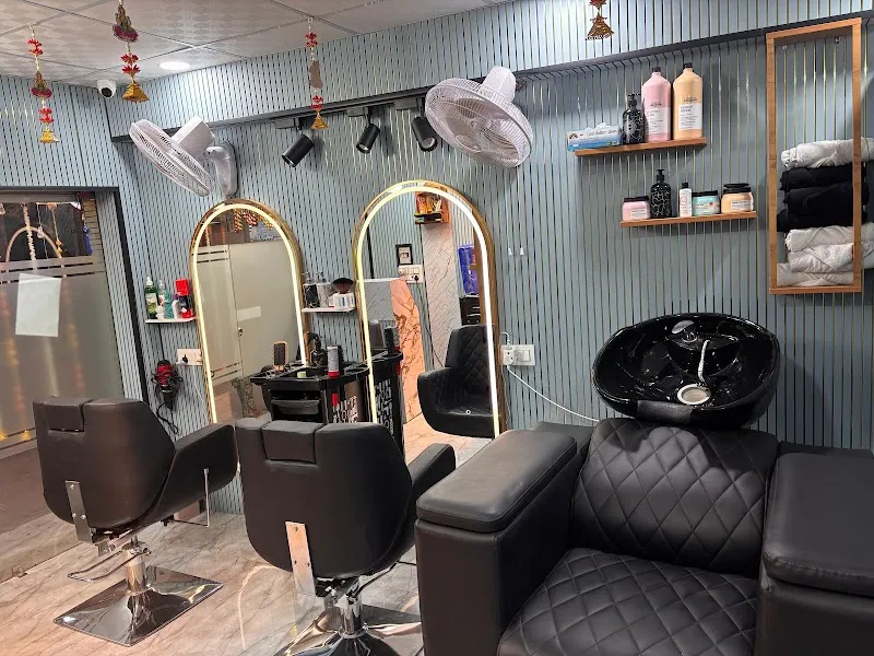 Haika unisex salon
