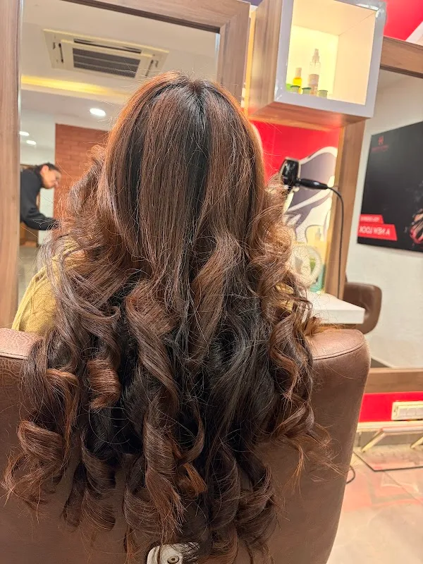 Jawed Habib Hair & Beauty - Unisex Salon, Beauty Parlour & Hair Salon in Shimla