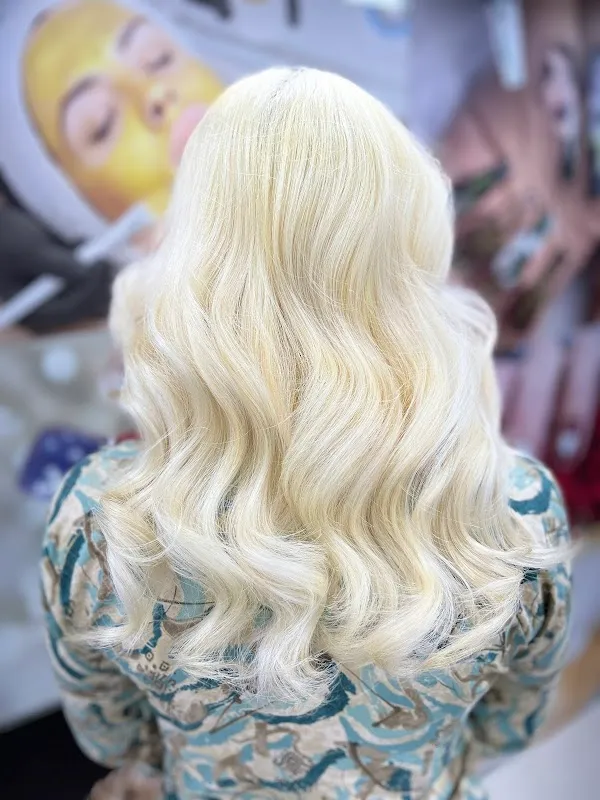 Looks hair studio unisex salon grand Road, East