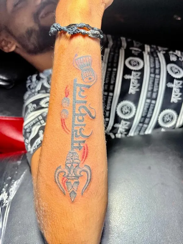 BuzzInc tattooz studio