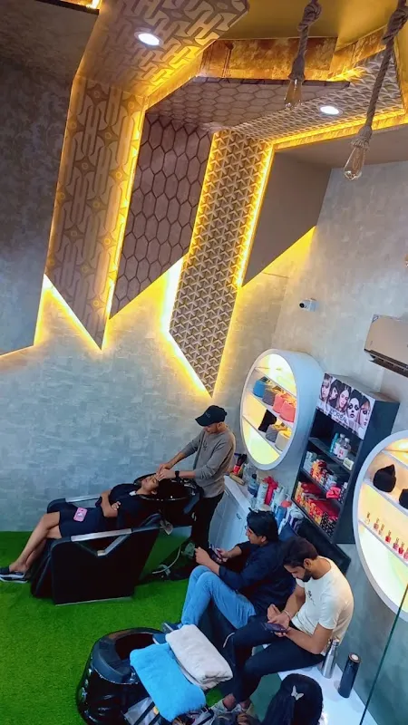HAIR STUDIO FAMILY SALON