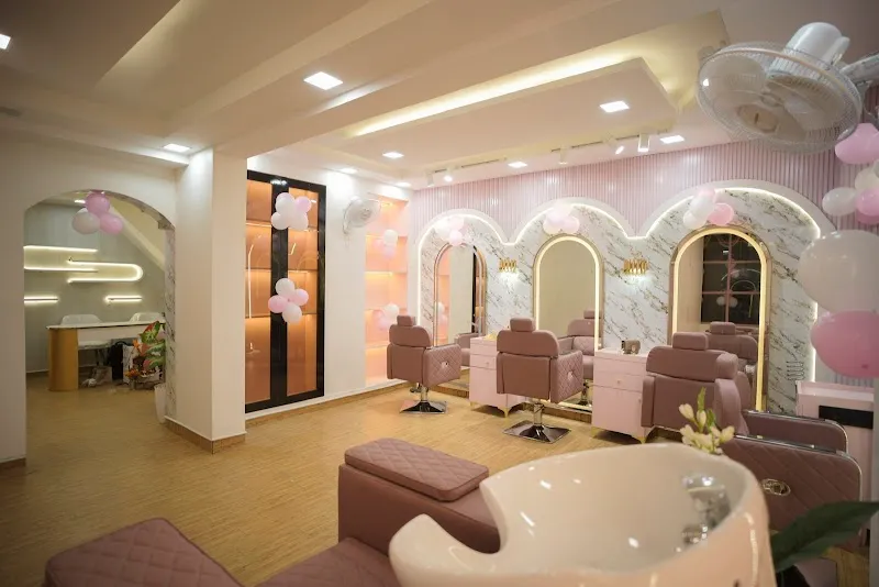 Glam stories by kashvi