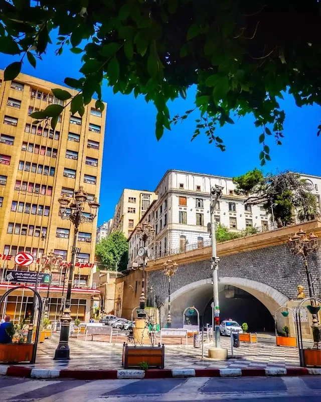 Alger centre place audin