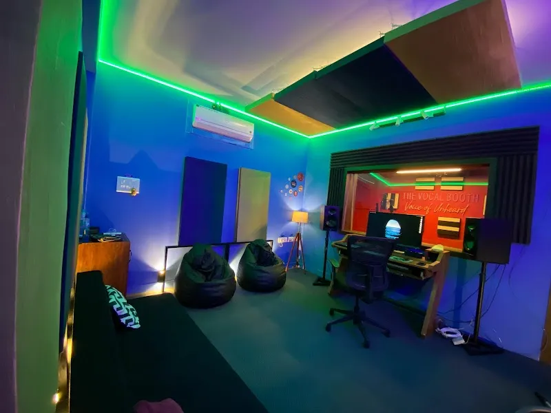 DECIBEL MUSIC and RECORDING STUDIO