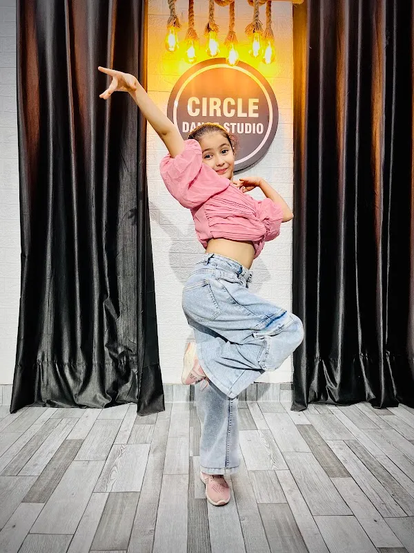 Circle Dance Studio