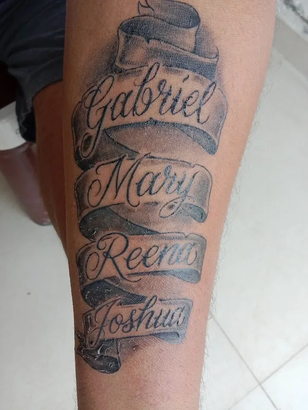 Snazzy tattoo studio & piercing