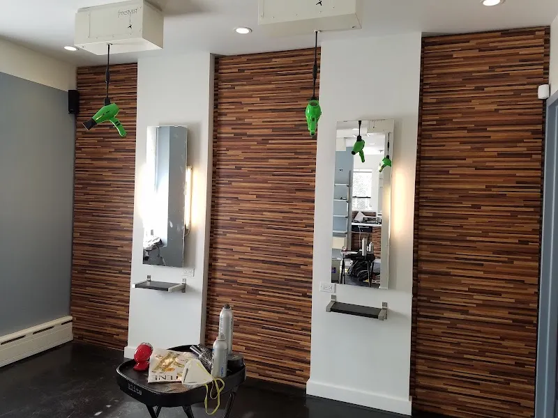 Halo Salon