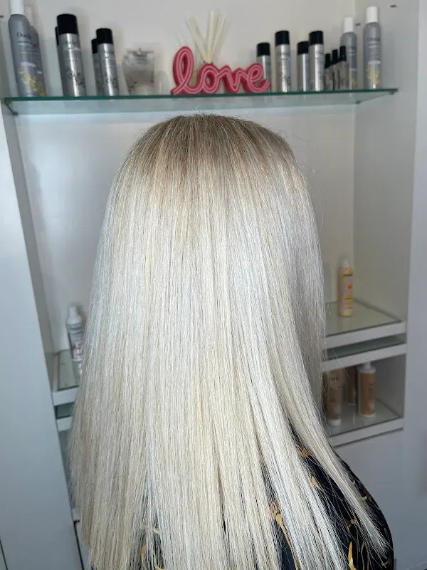 Halo Salon