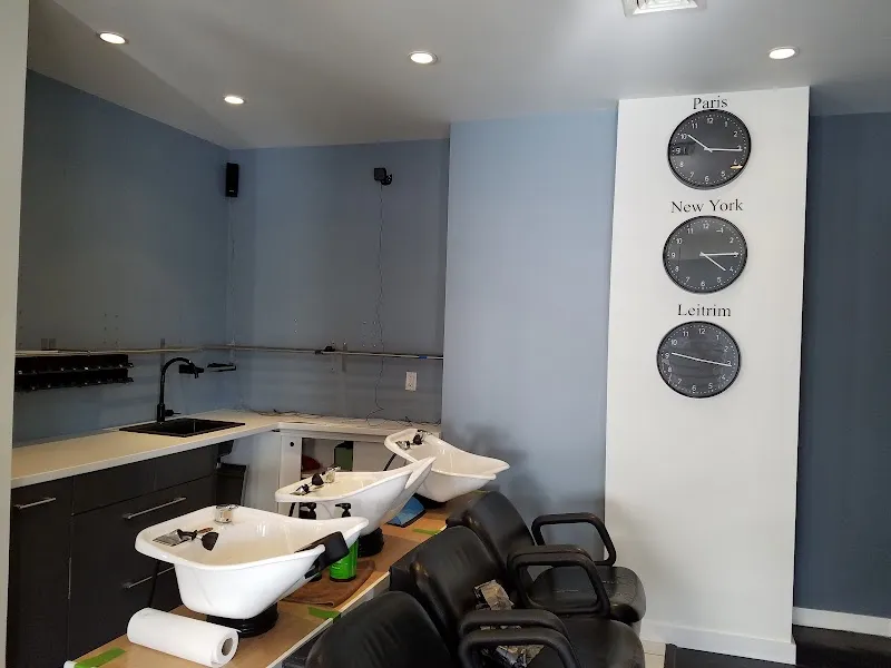 Halo Salon