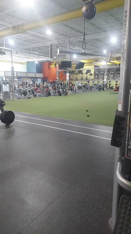 Gold's Gym