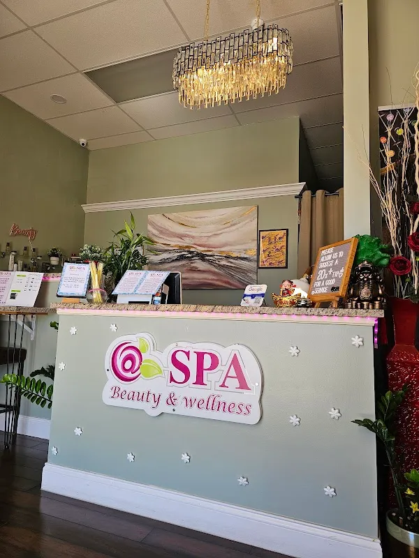 AT Spa & Massage