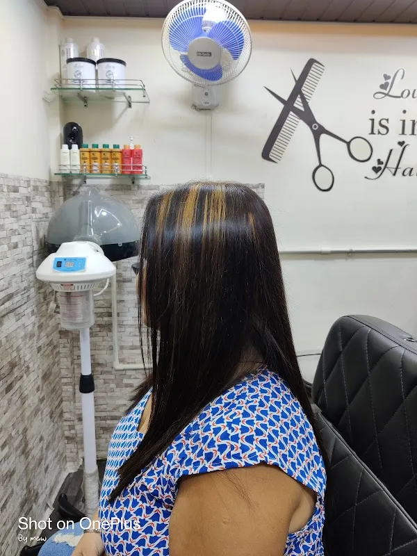 Runway Salon