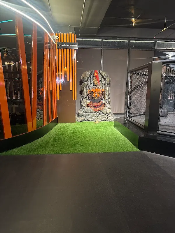 Leegend Muscle Factory Premium