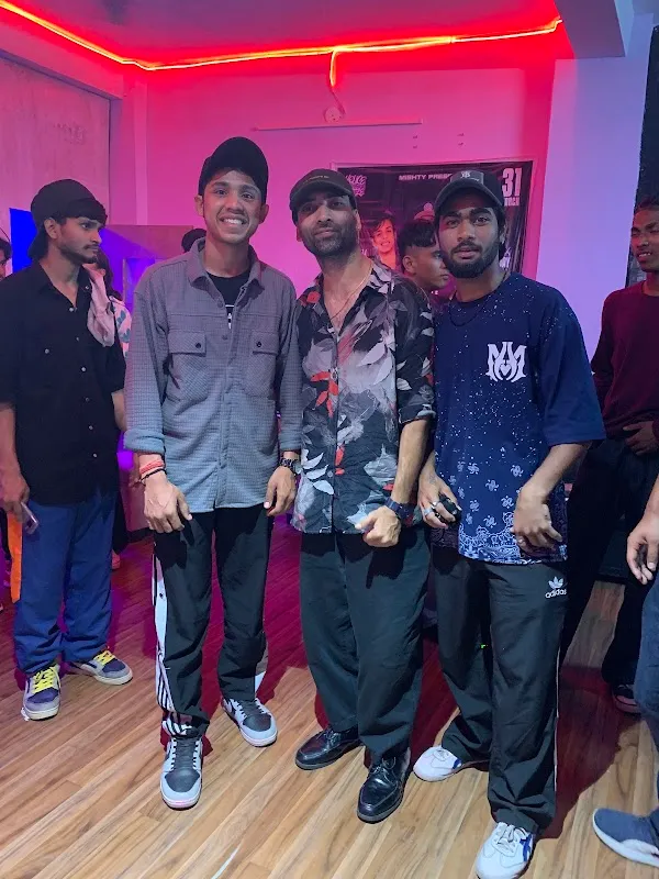 KILL THE BEAT DANCE STUDIO