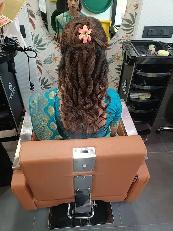 Rashmi's Family Salon and Beauty Studio