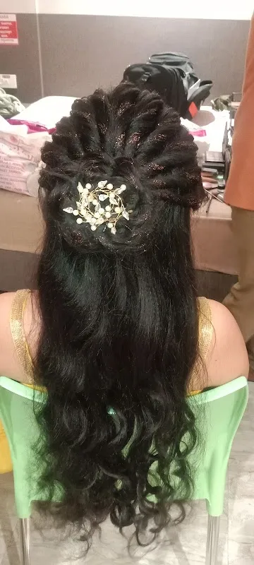Shree Lakshmi Ladies beauty parlour