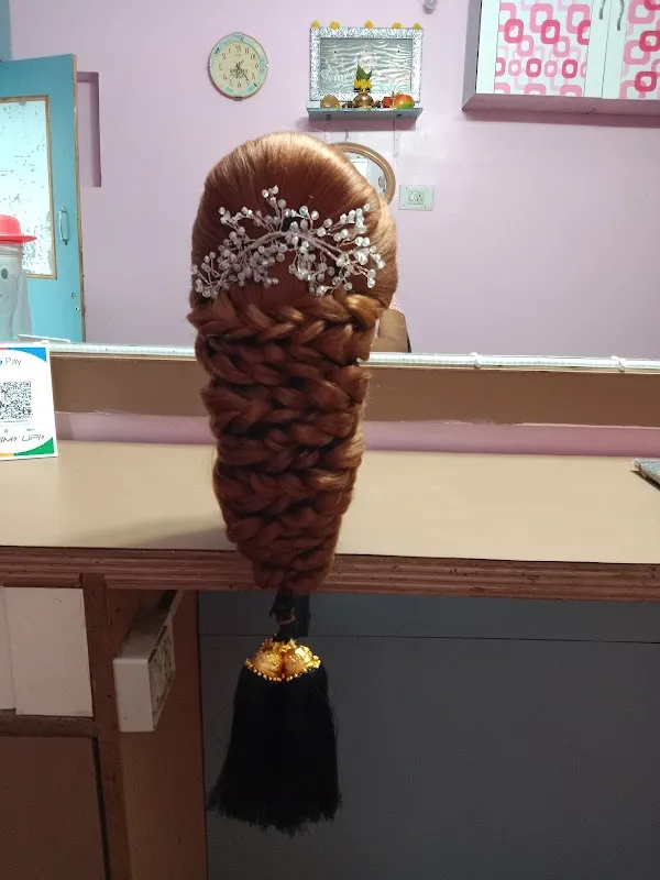 Shree Lakshmi Ladies beauty parlour