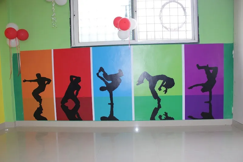 ART HUB DANCE STUDIO