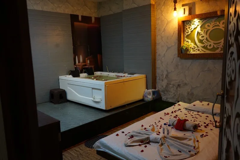 Crystal Spa