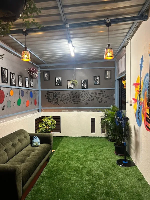ShiOM Studios