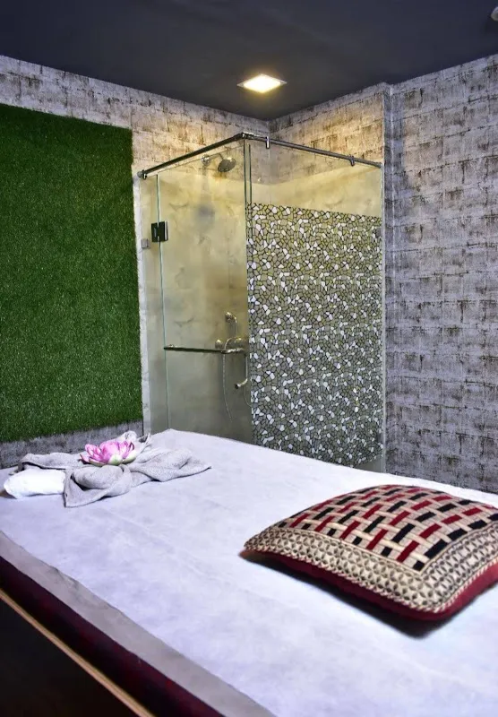 Royal Labella Thai Spa Massage Center