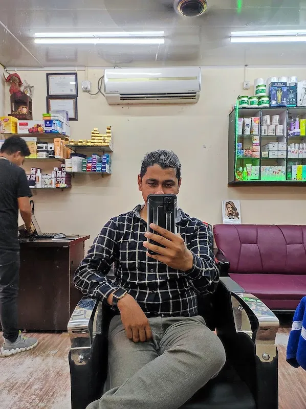 Unique Family Salon and Academy | Best Salon in Bagdogra