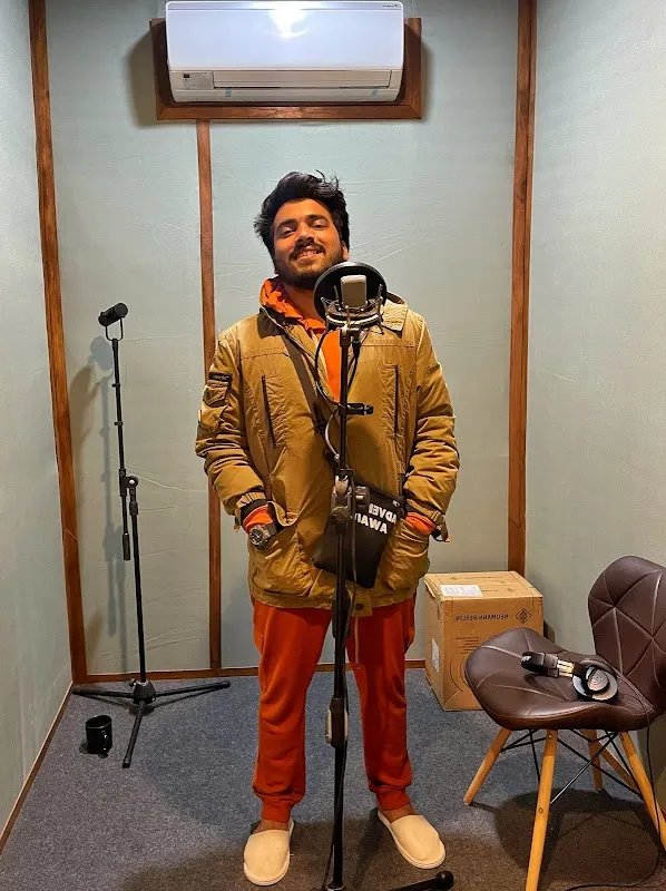 Square Wave Studios - Music and Film dubbing studio