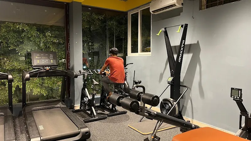 IRON TRIBE GYM
