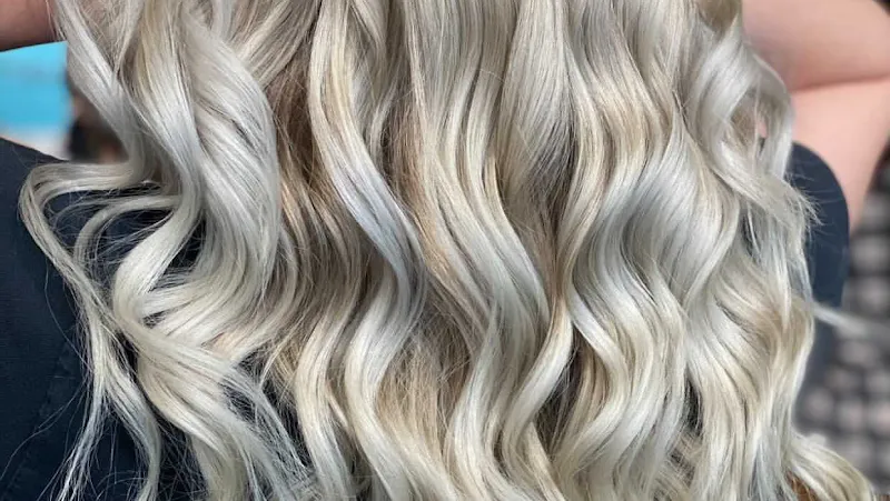 Artisan Hair Cary