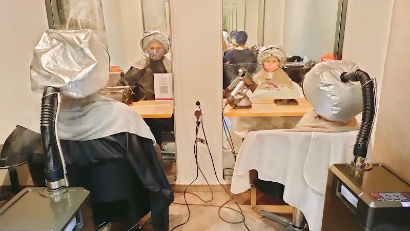 Karva Salon for Family - Century Square