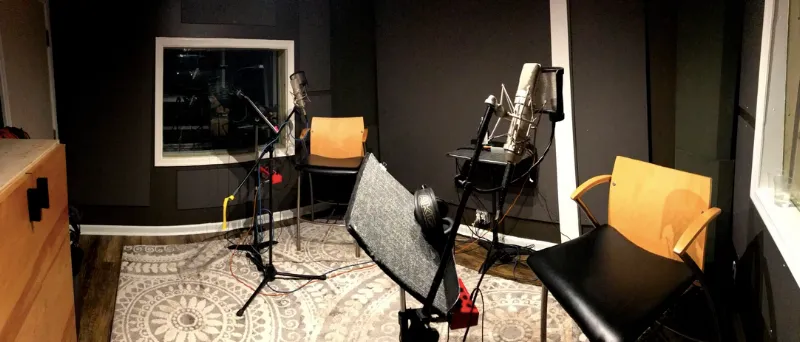 Red Line Studios, Inc.