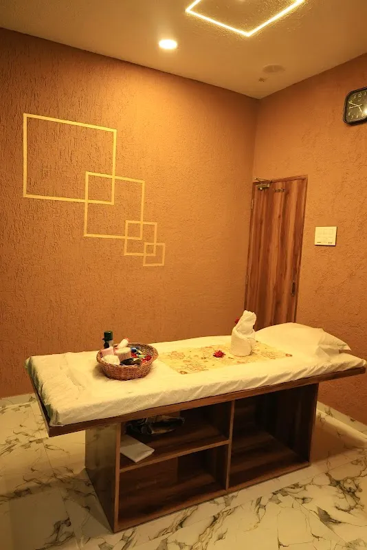 Rebel Spa In Dadar
