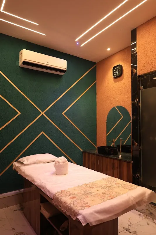 Rebel Spa In Dadar