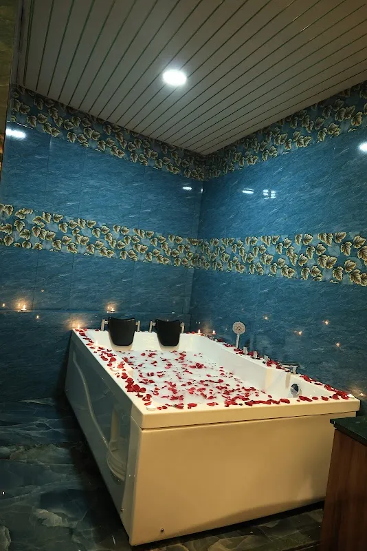 Rebel Spa In Dadar