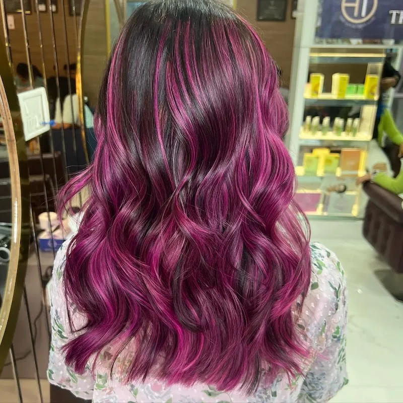 Hair Texture Unisex Salon