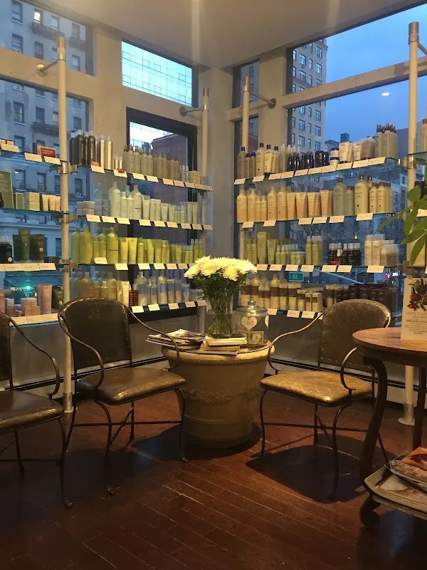 Salon Above