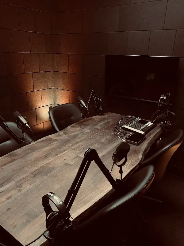 Invictus Podcast Studios - 24h Recording Studio