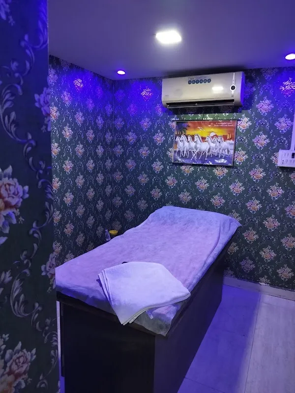 Lipsy Thai Spa