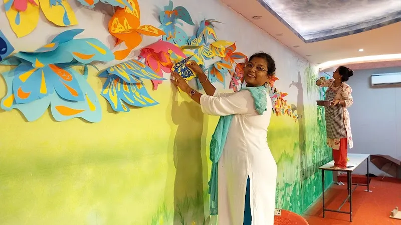 Crazyo Art Studio, Kalwa