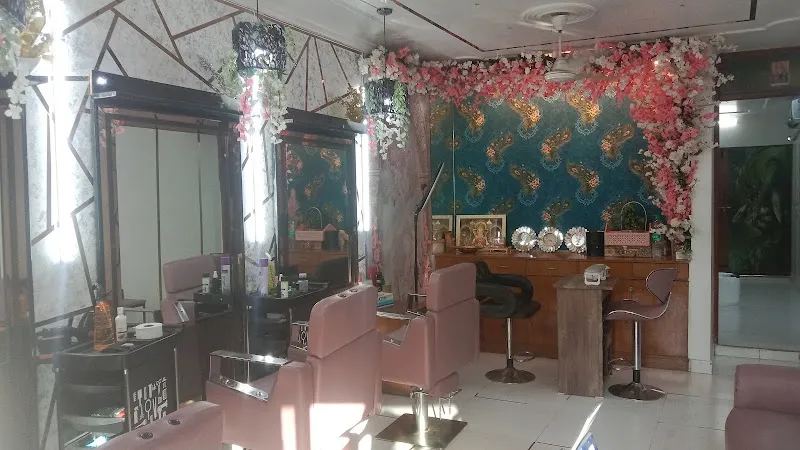 SMART & PRETTY Family Salon